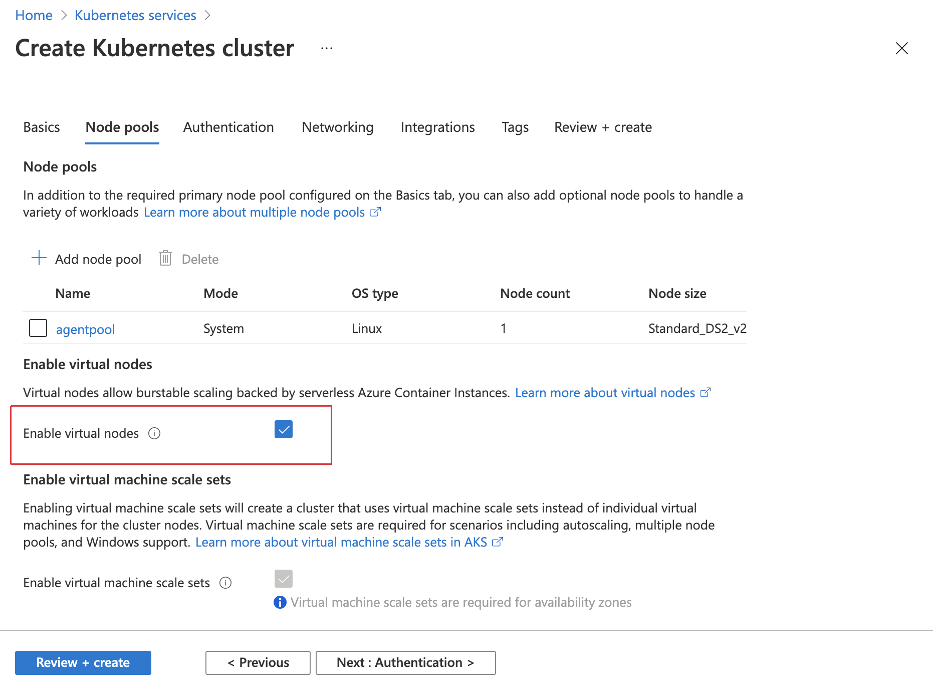 Zrzut ekranu przedstawiający tworzenie klastra z włączonymi węzłami wirtualnymi w witrynie Azure Portal. Opcja 