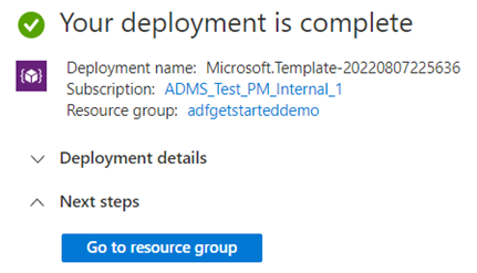 Zrzut ekranu przedstawiający stronę portalu Azure z pomyślnym wdrożeniem szablonu demonstracyjnego.