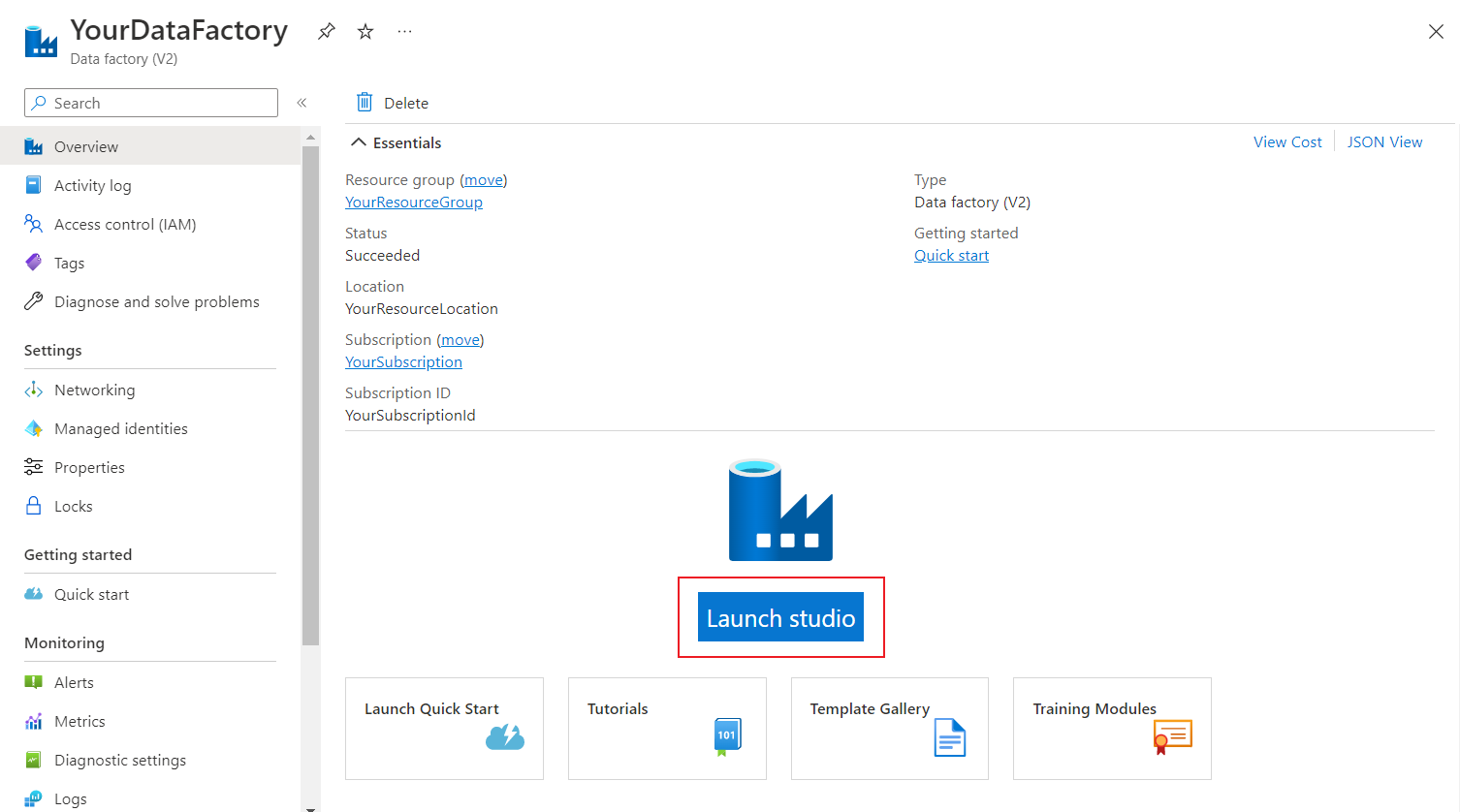 Zrzut ekranu portalu Azure pokazujący szczegóły nowo utworzonej Azure Data Factory, z wyróżnionym przyciskiem otwierania środowiska Azure Data Factory Studio.