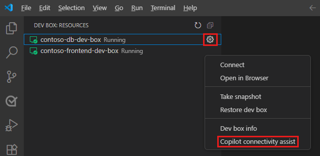 Zrzut ekranu rozszerzenia Dev Box w programie VS Code przedstawiający menu kontekstowe z wyróżnioną opcją asysty łączności Copilot.