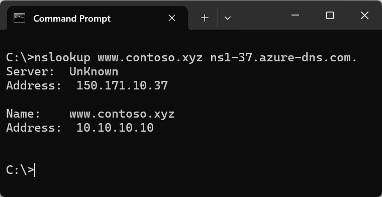 Zrzut ekranu przedstawiający okno wiersza polecenia z poleceniem nslookup i wartościami serwera, adresu, nazwy i adresu.