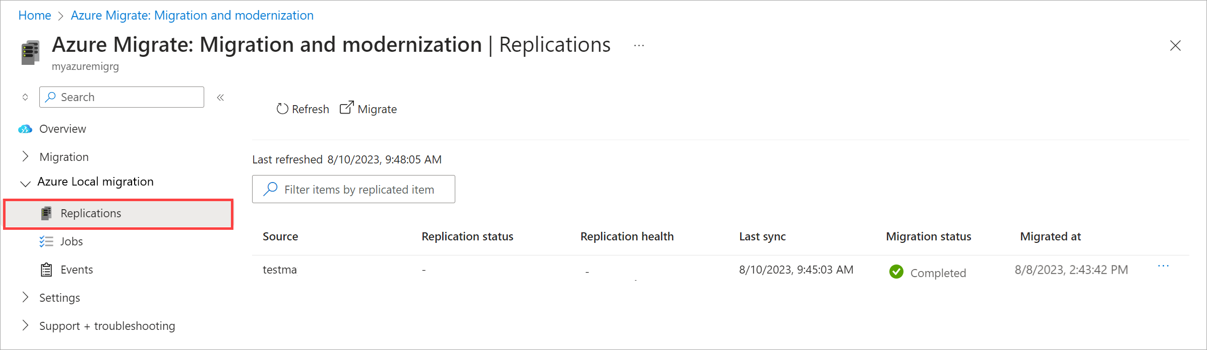 Zrzut ekranu przedstawiający stronę Replikacje z maszyną wirtualną, która nie jest wyświetlana na liście w witrynie Azure Portal.