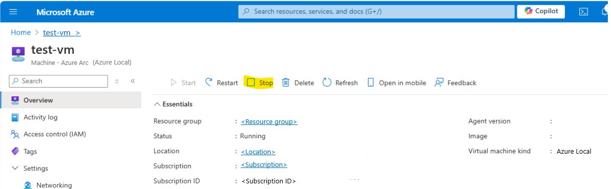 Zrzut ekranu witryny Azure Portal przedstawiający sposób zatrzymywania maszyny wirtualnej.