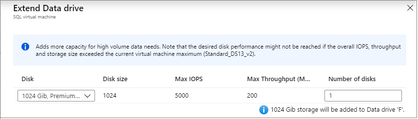 Zrzut ekranu z portalu Azure przedstawiający stronę Rozszerz dysk danych, używaną do konfiguracji magazynu dla istniejącej maszyny wirtualnej SQL Server VM.