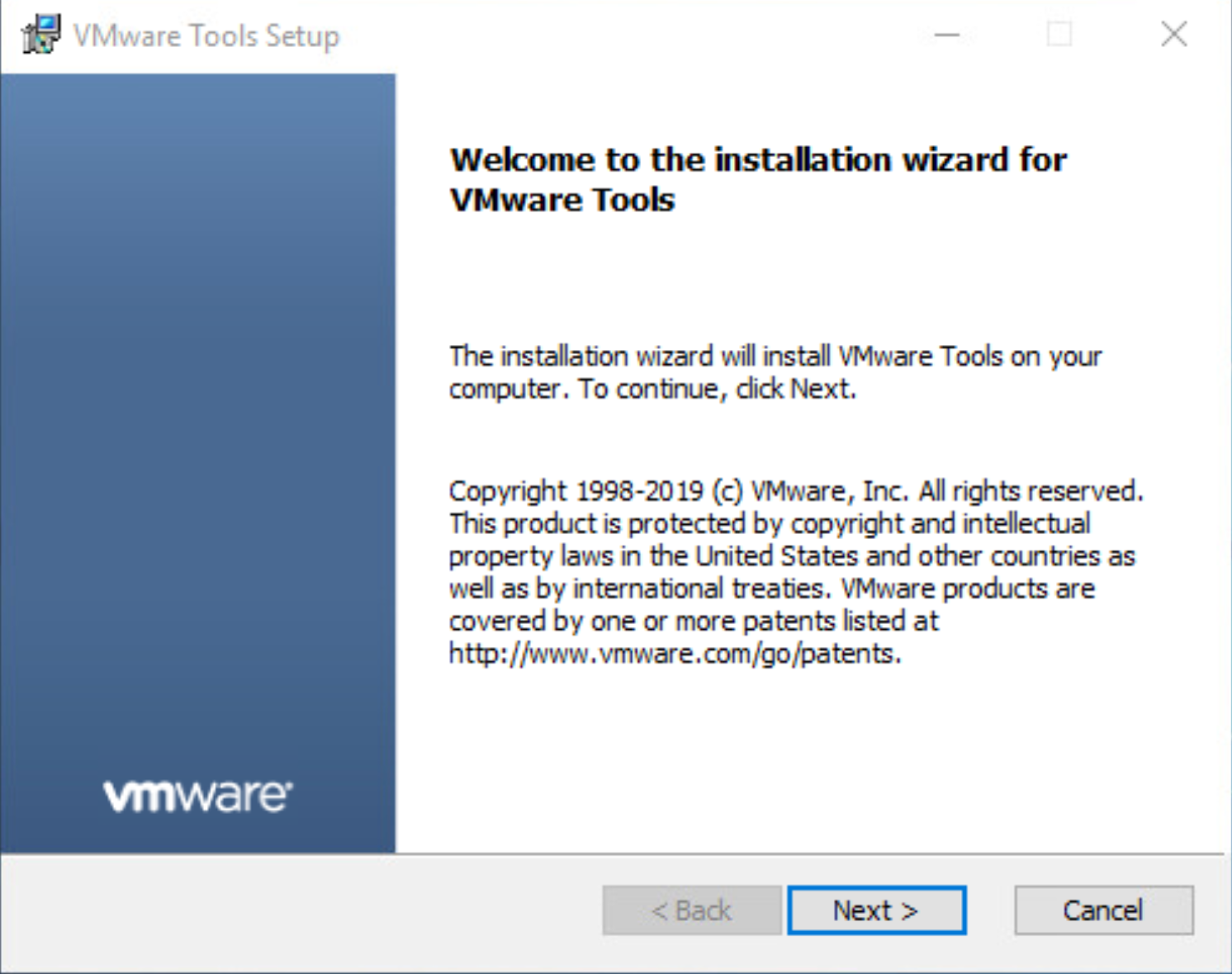Zrzut ekranu przedstawiający okno Instalatora narzędzi VMware zawierające kreatora instalacji.