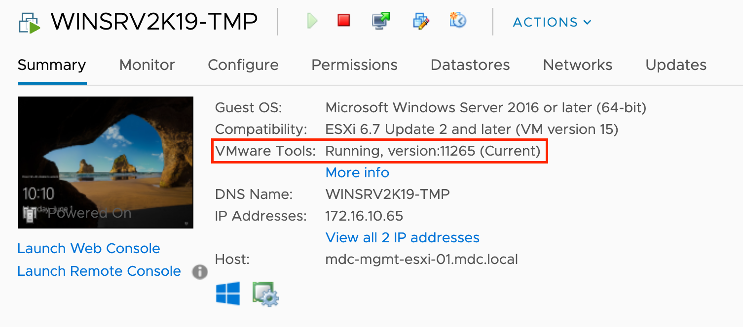 Zrzut ekranu klienta vSphere przedstawiający stan narzędzi VMware Tools.