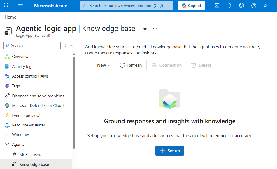 Zrzut ekranu przedstawia portal Azure, zasób aplikacji logiki w warstwie Standard, rozwiniętą sekcję Agenci na pasku bocznym z wybraną opcją Baza wiedzy oraz opcją Konfiguruj.