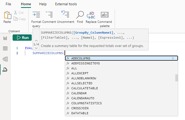 Zrzut ekranu przedstawiający funkcję IntelliSense edytora zapytań języka DAX.