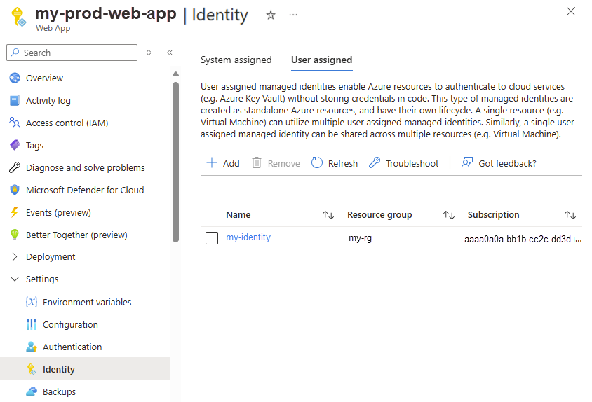 Zrzut ekranu przedstawiający opcję tożsamości zarządzanej przypisanej przez użytkownika dla aplikacji internetowej w witrynie Azure Portal.