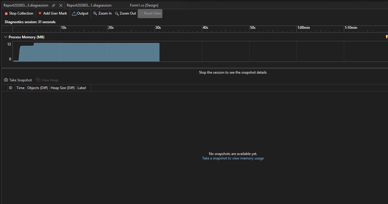 Zrzut ekranu okna Narzędzia diagnostyczne w profilerze wydajności Visual Studio przedstawiający wykres osi czasu użycia pamięci aplikacji.