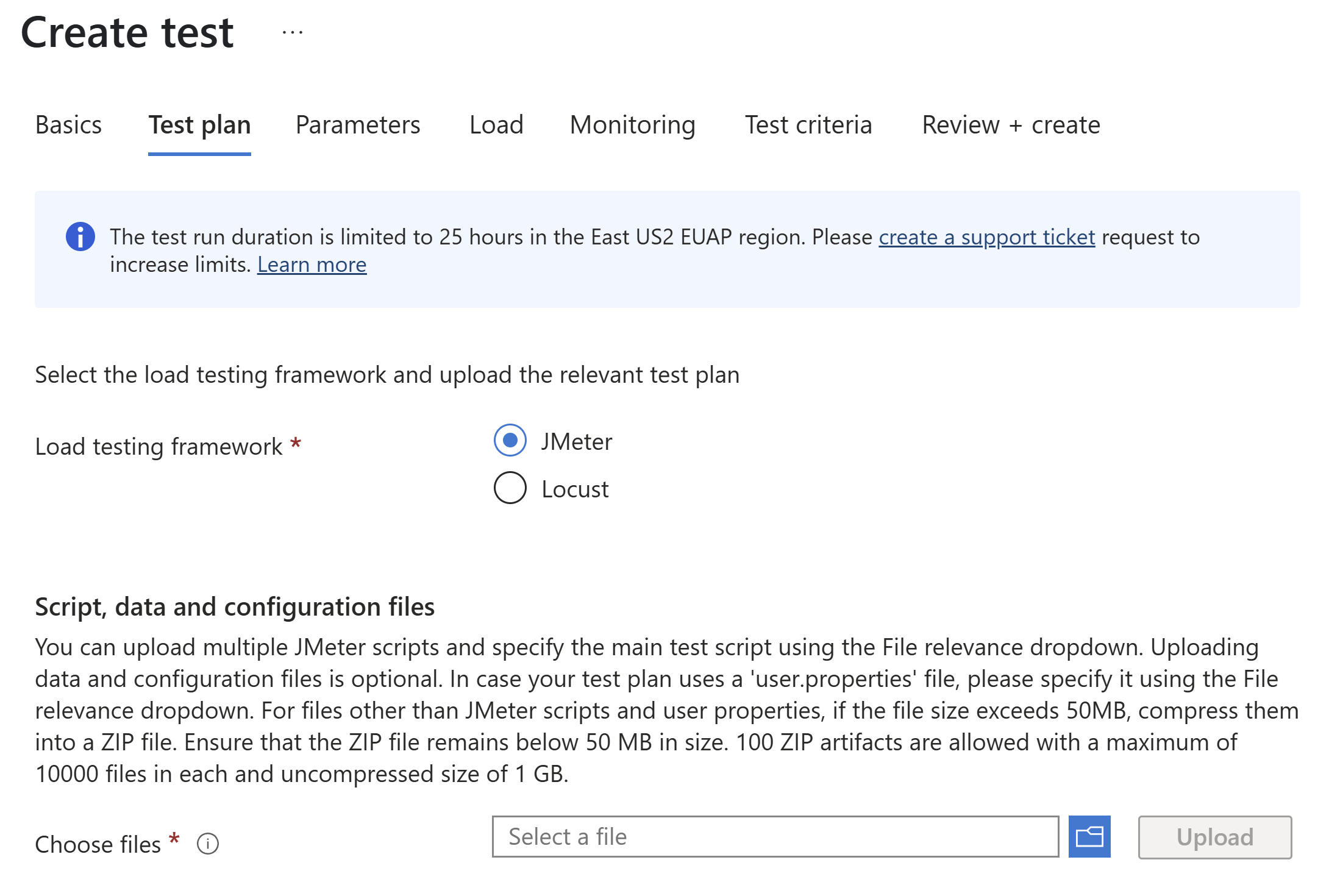 Captura de tela que mostra a página de plano de teste para criar um teste no portal do Azure, realçando a funcionalidade de upload.