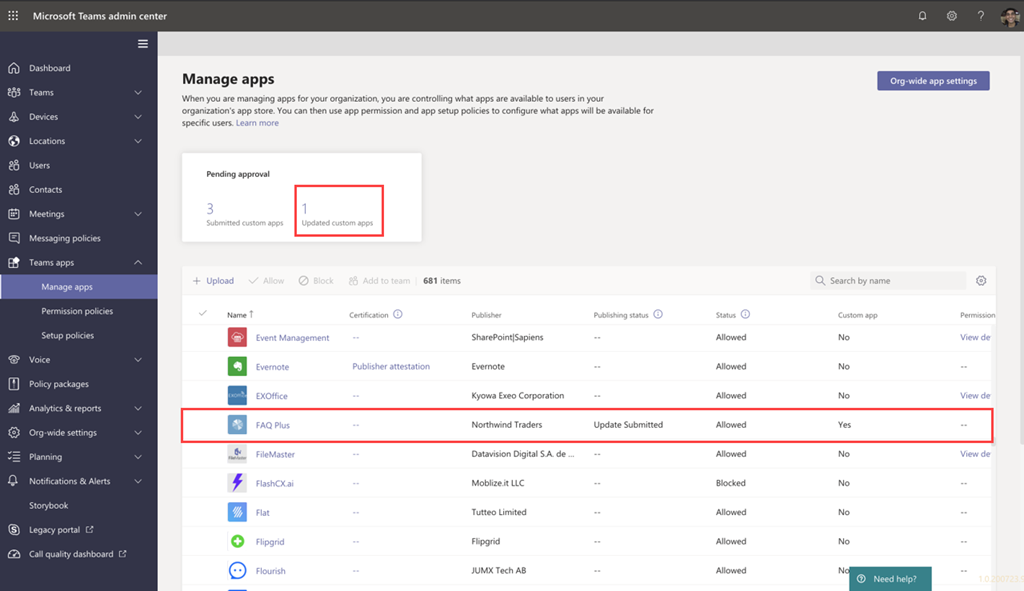 A captura de tela mostra a página Gerenciar aplicativos com uma solicitação pendente e status de um aplicativo recém-enviado.