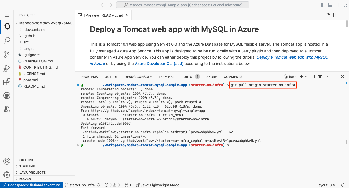Uma captura de tela mostrando o git pull dentro de um codespace do GitHub.