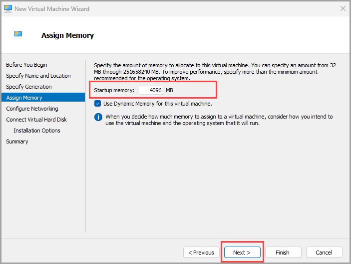 Captura de ecrã que mostra o Assistente de Nova Máquina Virtual na página Atribuir Memória.