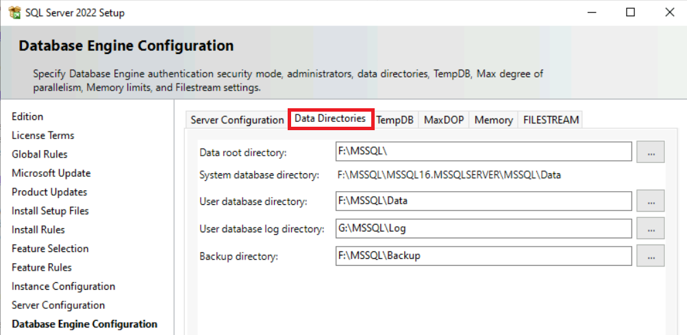 Captura de tela da página de configuração do mecanismo de banco de dados de uma instalação do SQL Server, com a guia diretórios de dados selecionada.