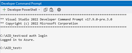 Captura de tela mostrando o comando azd auth login e seu resultado no Prompt de Comando do Desenvolvedor.
