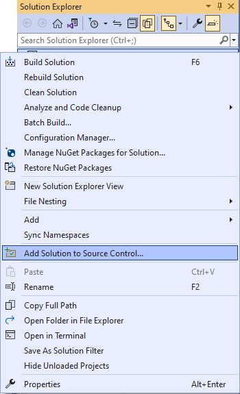 A captura de tela mostra um menu de contexto com Adicionar a solução ao Controle do Código-Fonte selecionado.