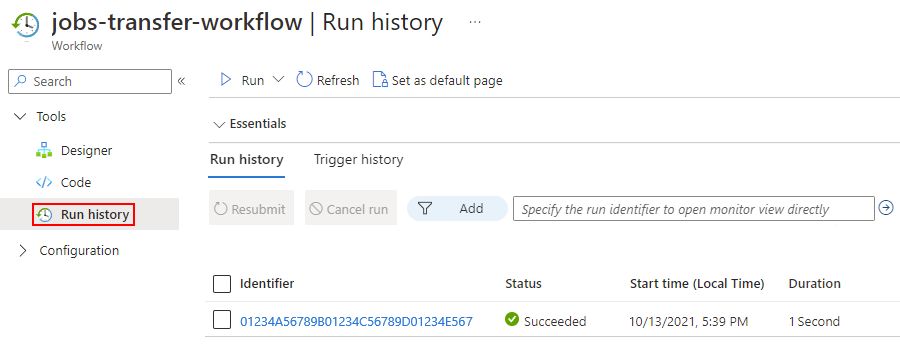 A captura de tela mostra as execuções de uma tarefa, seus status e outras informações.
