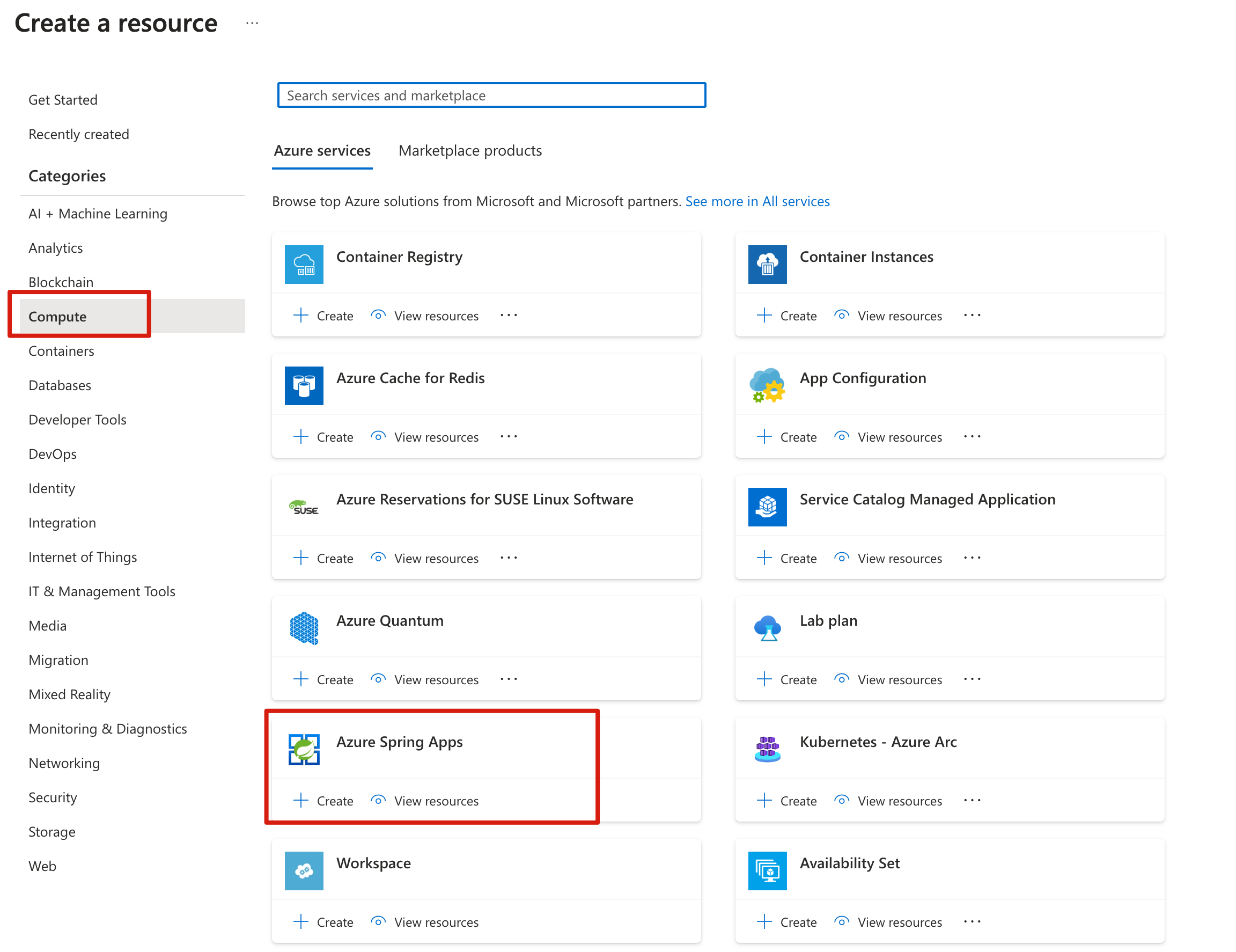 Captura de tela do portal do Azure que mostra a página Criar um recurso com Aplicativos Spring do Azure realçado.