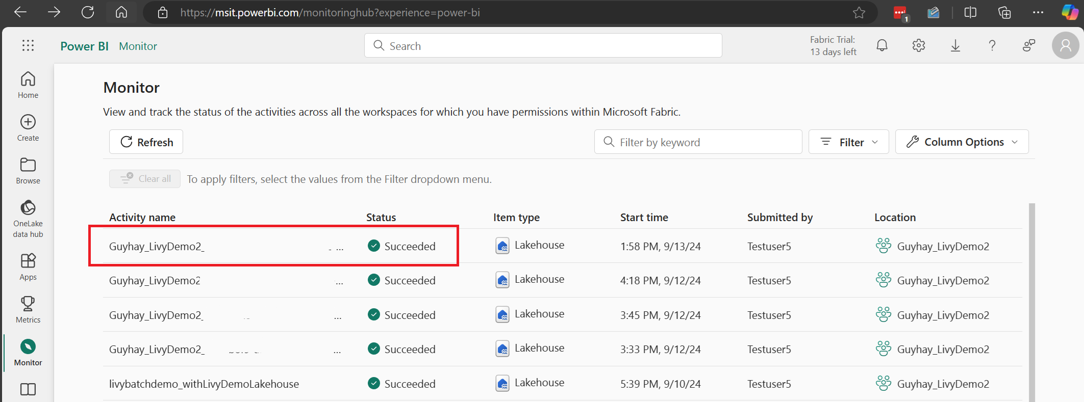 Captura de tela mostrando a atividade mais recente da API Livy no hub de Monitoramento.