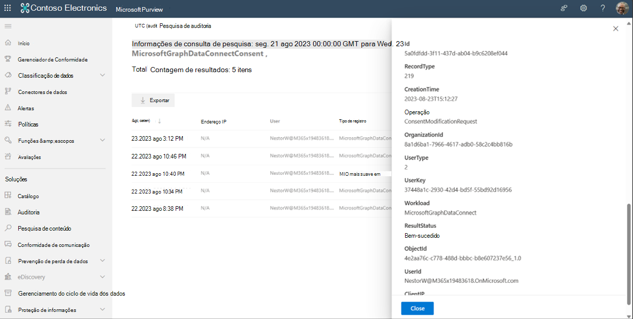 Captura de ecrã a mostrar os resultados da pesquisa de registos de auditoria com detalhes de metadados no painel lateral selecionado.