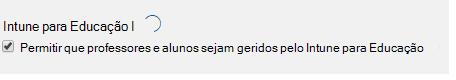 Captura de ecrã da configuração do perfil do School Sincronização de Dados com a caixa de verificação licença do Intune for Education.