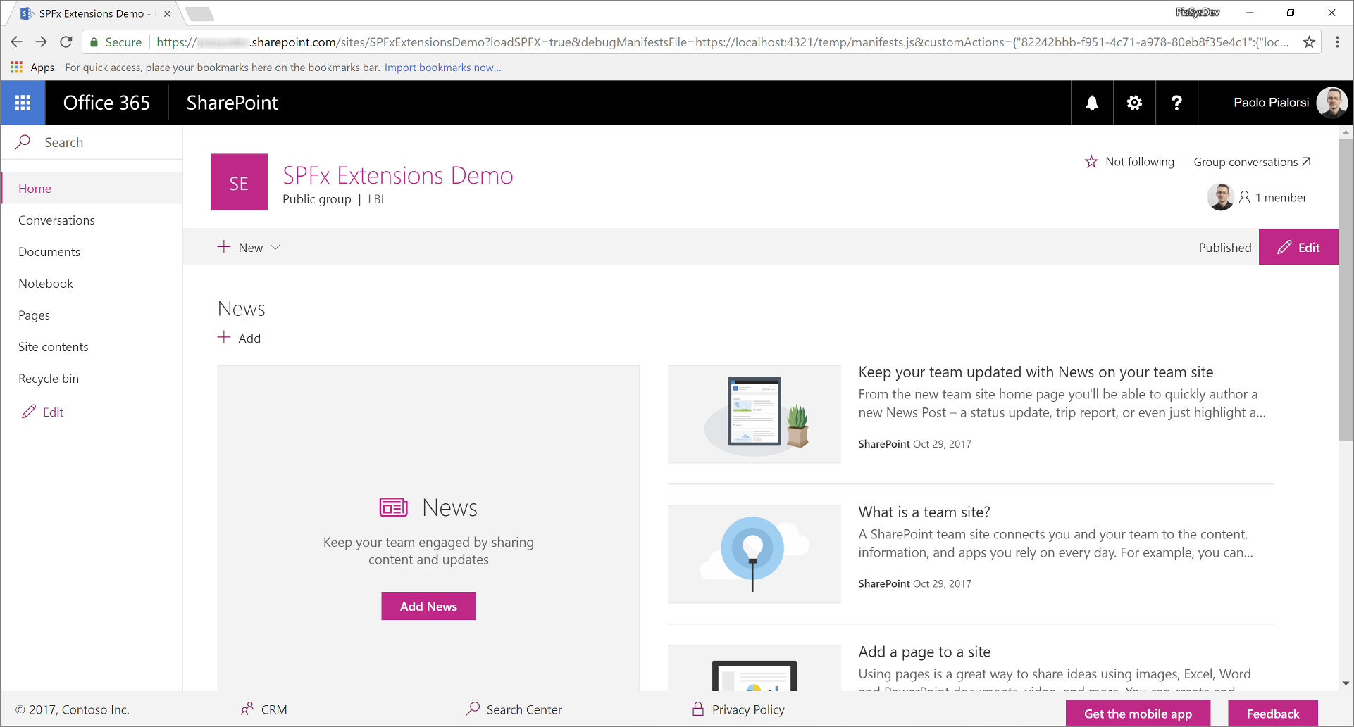 O rodapé personalizado renderizado em um site