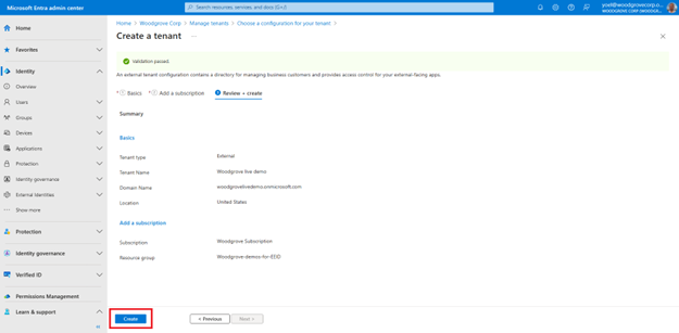 Captura de tela de Criar uma navegação do assistente de locatário com a terceira e última etapa intitulada Revisão e criação selecionada. A caixa de informações verde confirma que a validação foi aprovada. O botão na parte inferior do assistente intitulado Criar está realçado.