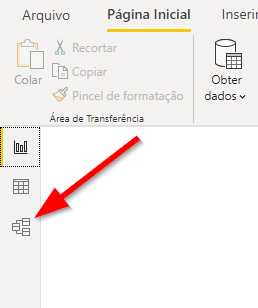 Seta apontando para o ícone Modelo no menu.