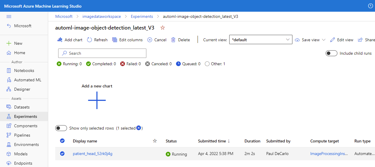 Uma captura de tela que mostra um experimento em execução no estúdio do Azure Machine Learning.