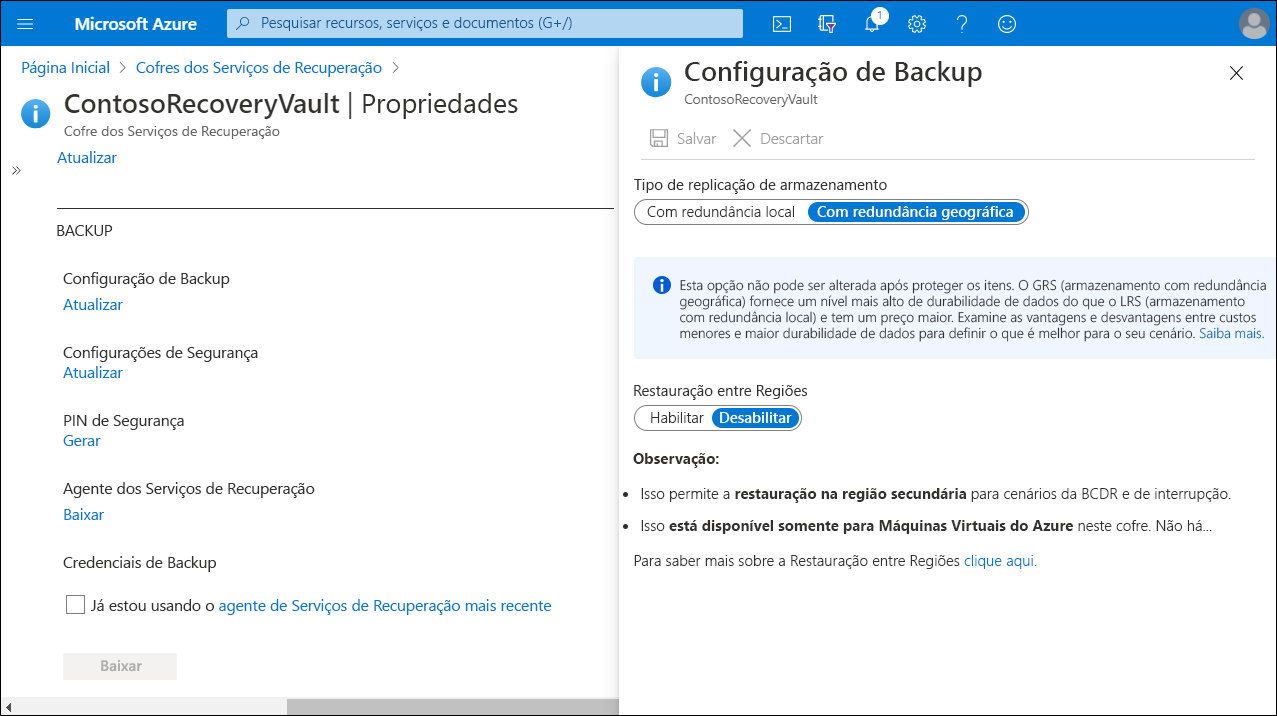 Captura de tela da folha Configuração de Backup no portal do Azure. O administrador selecionou com Replicação Geográfica.