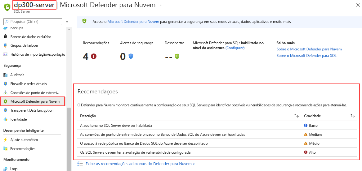 Captura de tela das recomendações do Microsoft Defender para SQL no nível do servidor.