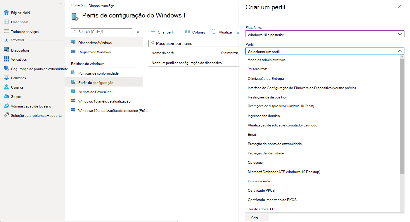 Esta captura de ecrã mostra o ecrã Perfis de configuração após a seleção do botão Criar Perfil. A plataforma Windows 10 e posterior foi selecionada e está agora a pedir um perfil, com várias opções listadas– as opções listadas incluem Modelos administrativos, personalizados, otimização da entrega, configuração de firmware do dispositivo, Restrições de dispositivos, Associação a Um Domínio, Atualização de Edição e comutador, etc.