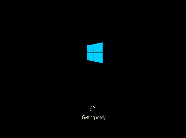 Captura de tela da VM do Windows Server 2012 R2 mostrando a mensagem: Preparando.