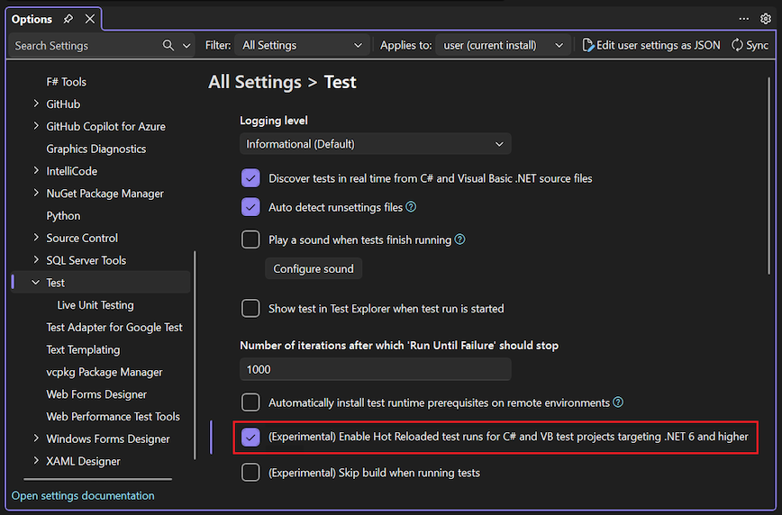 Captura de tela que mostra como selecionar a opção Habilitar execuções de testes com recarga automática no Visual Studio.