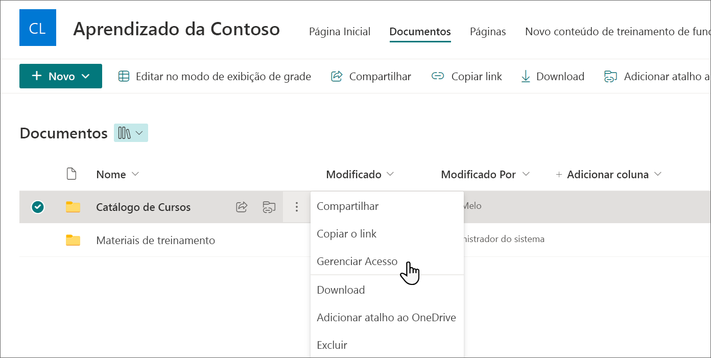 Captura de tela de uma pasta selecionada no repositório de conteúdo de aprendizagem com o cursor pairando sobre Gerenciar acesso.