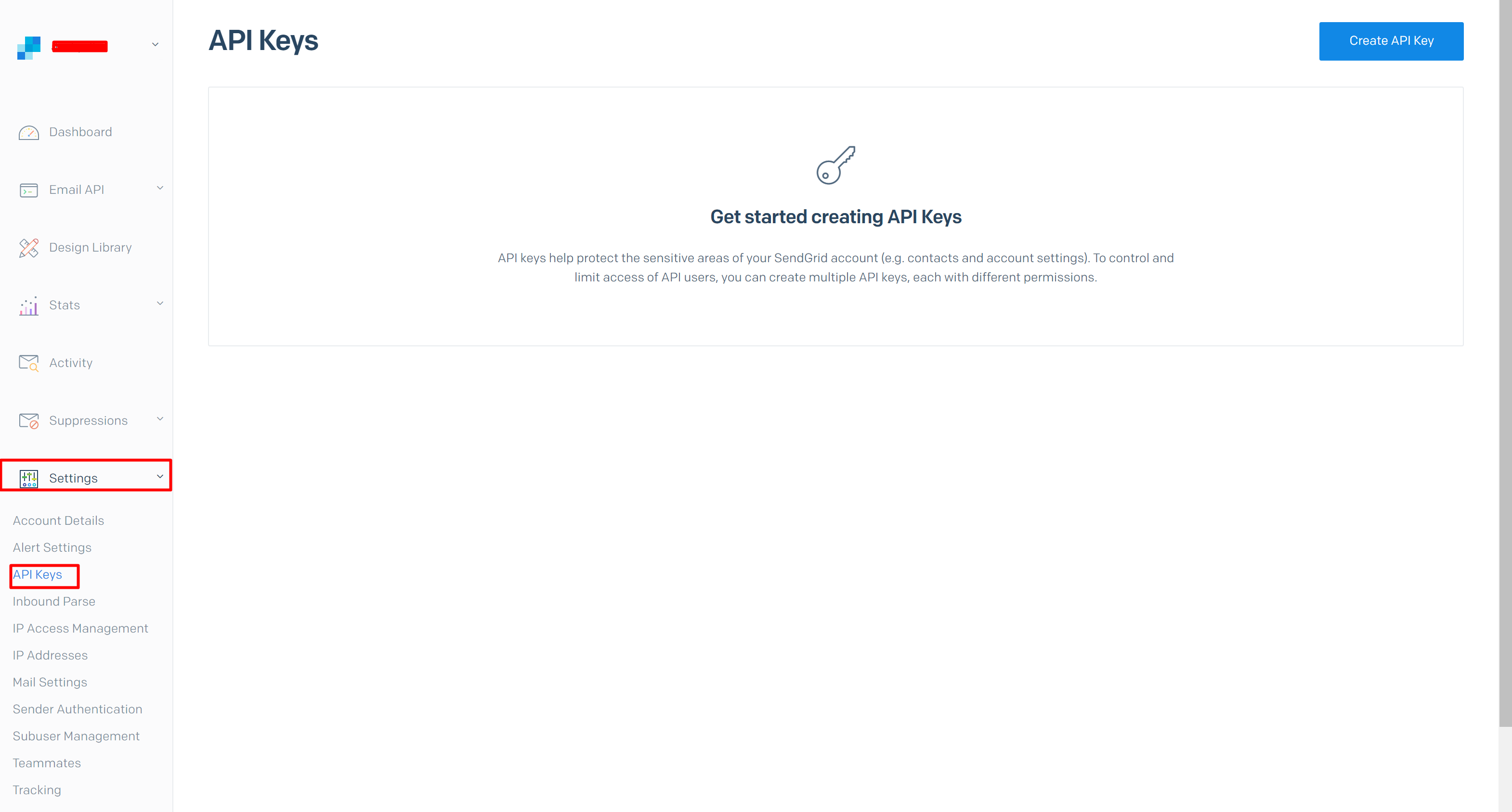 Captura de tela que mostra a navegação no painel do SendGrid.