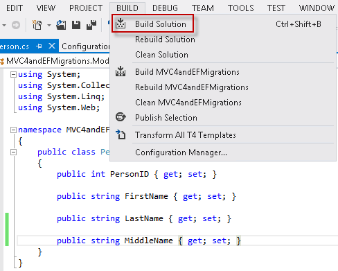 Compilando o aplicativo A captura de tela mostra o menu Compilar e, em seguida, Compilar soluções selecionadas.