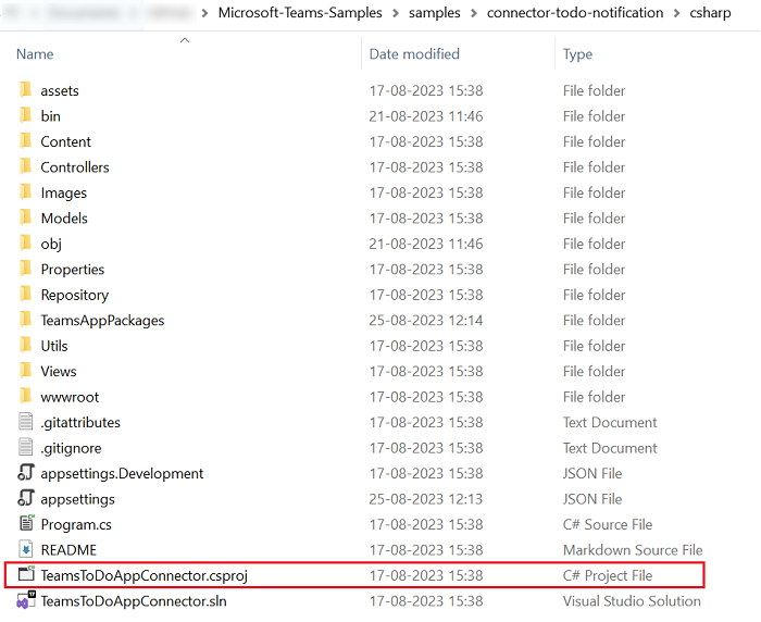 Captura de tela do repositório clonado com TeamsToDoAppConnector.csproj realçado em vermelho.