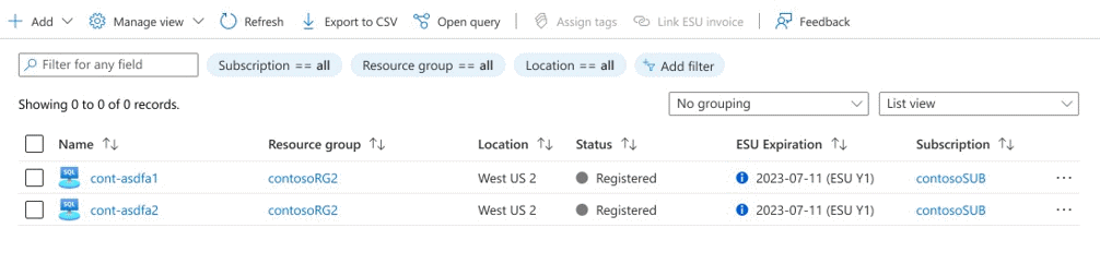Captura de tela de duas instâncias registradas do SQL Server no portal do Azure Arc.
