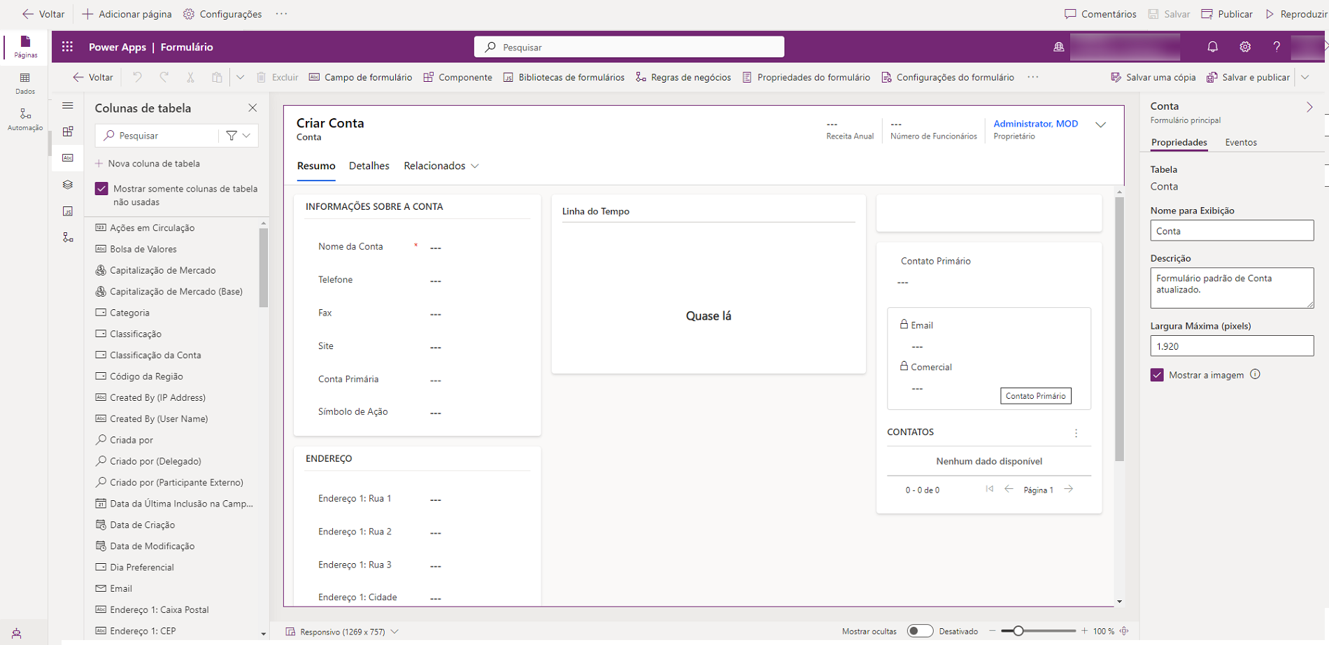 Captura de tela do designer de aplicativo do Power Apps e de janelas do designer de formulários, mostrando as opções disponíveis na interface do usuário.