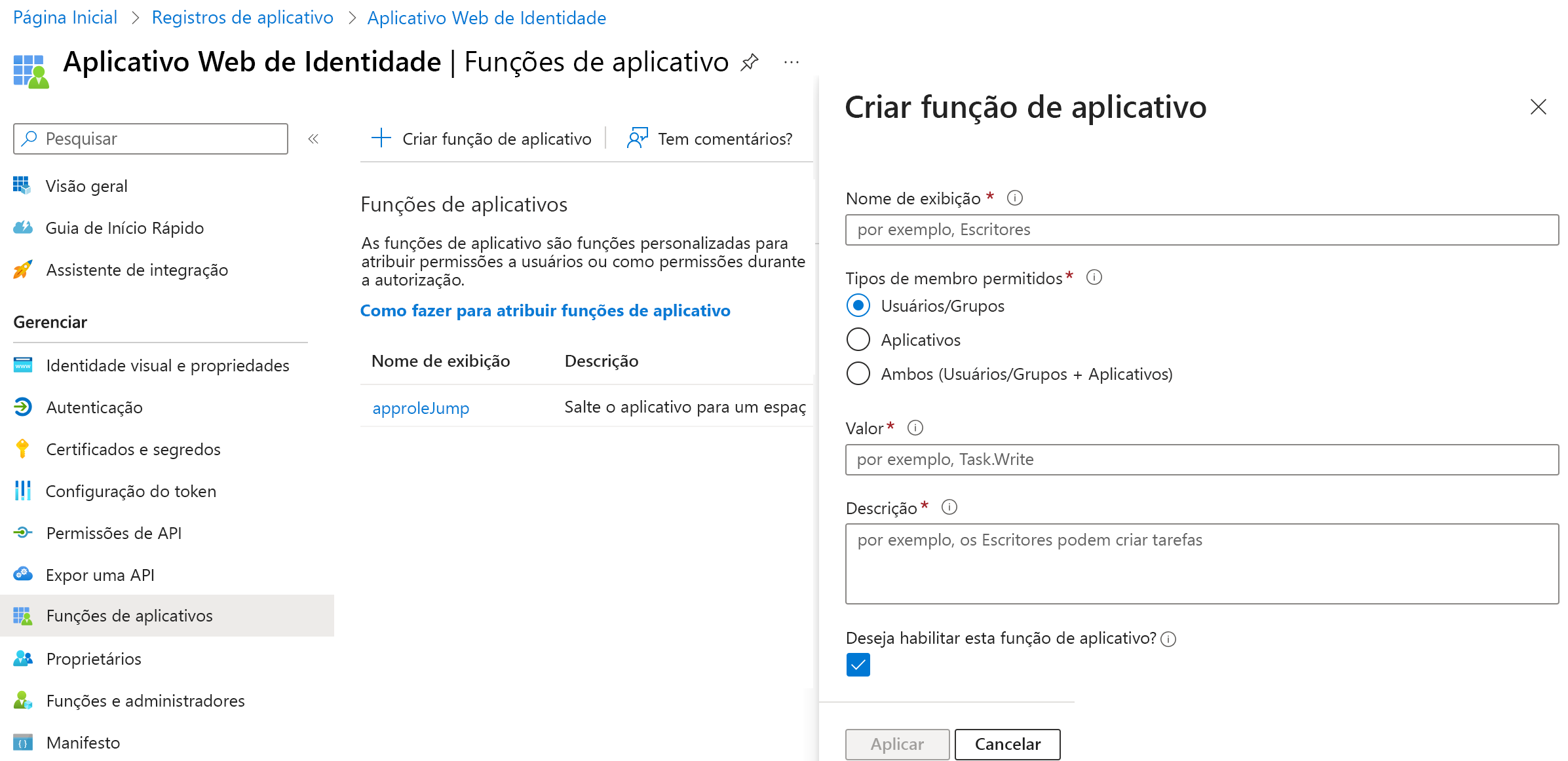 Captura de ecrã da criação de funções de aplicação no registo de aplicações do Microsoft Entra ID.