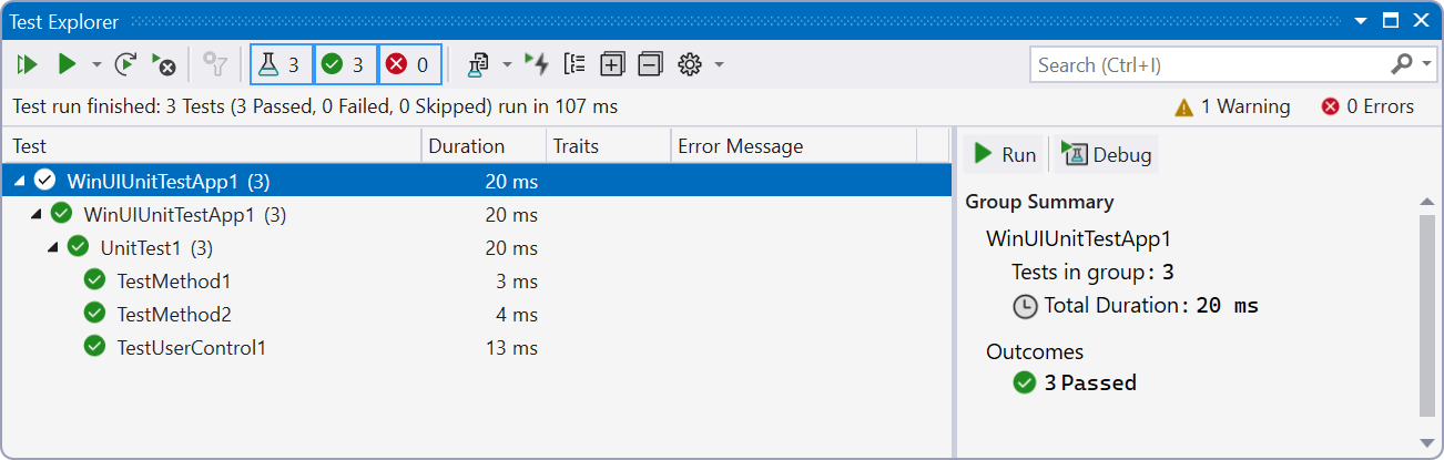 Captura de ecrã da janela do Explorador de Testes em Visual Studio mostrando uma execução de teste concluída dos testes de amostra padrão e do novo teste unitário.