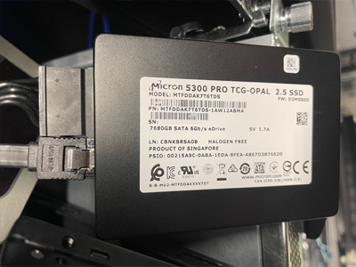 Снимок экрана: соединитель дисковода Data Box для аппаратно зашифрованных дисков.