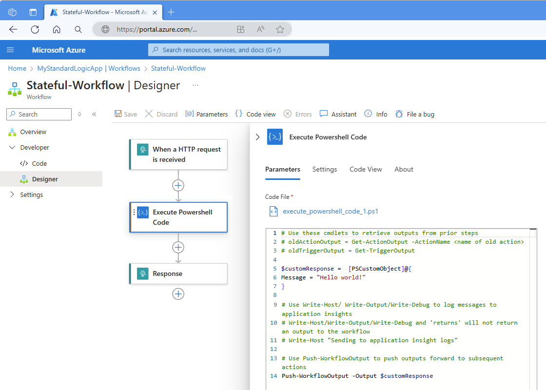 Skärmbild som visar Azure Portal, Standard arbetsflödesdesigner, Begärandeutlösare, Kör PowerShell Code-åtgärd med informationsfönstret öppet och Åtgärd för svar. Informationsfönstret visar powershell-exempelskriptet.