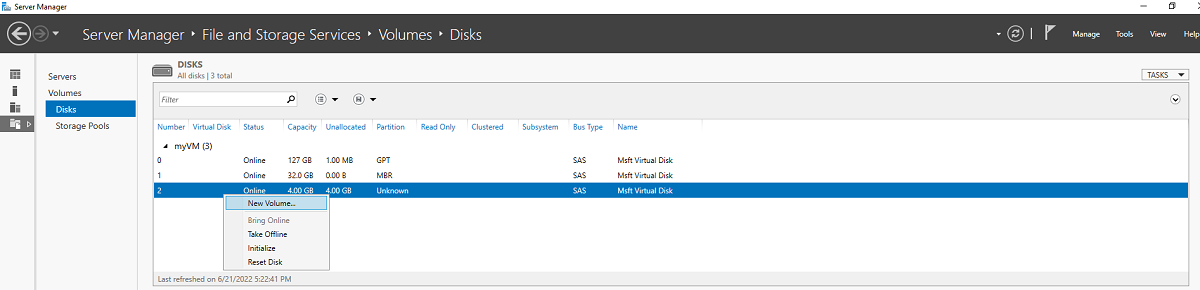 Skärmbild som visar hur du tar datadisken online och skapar en volym.