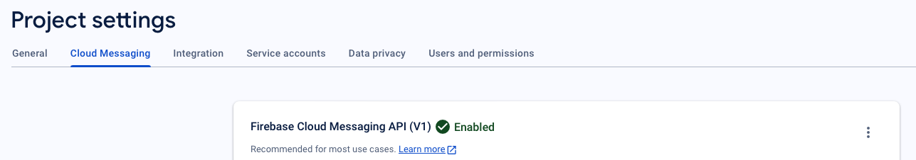 Skärmbild som bekräftar att Firebase Cloud Messaging V1 är aktiverat.