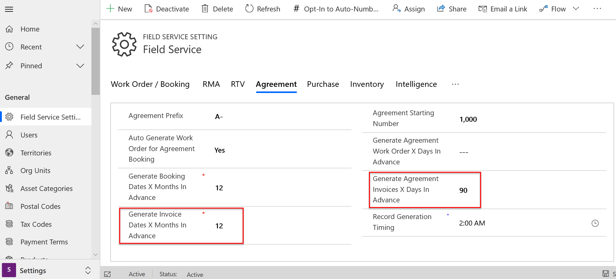Skärmbild av Field Service-inställningar som fokuserar på de genererade avtalsfakturorna X månader i förväg och i fälten generera fakturaavtal X dagar i förskott.