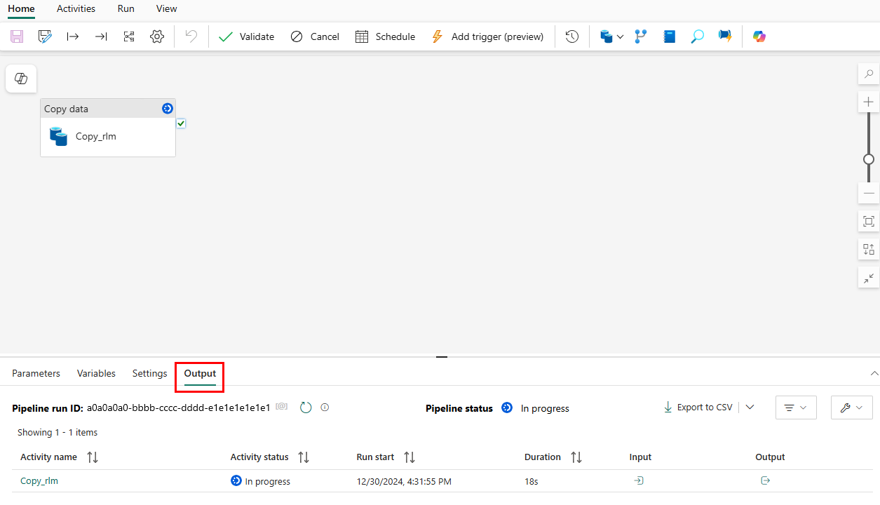 Skärmbild som visar pipelinearbetsytan med en aktiviteten Kopiera i mitten och pipelinekörningsstatusen som visar aktuell status Pågår.