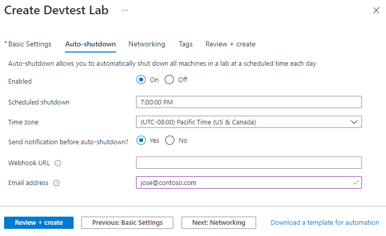DevTest Labs oluşturma formundaki Otomatik kapatma sekmesinin ekran görüntüsü.